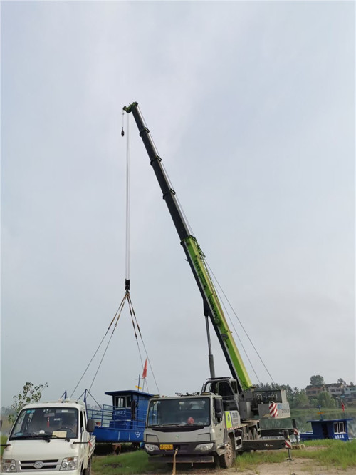 从江县桥梁建设吊装案例